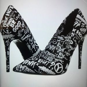Aldo Super cute stiletto pumps!!!
